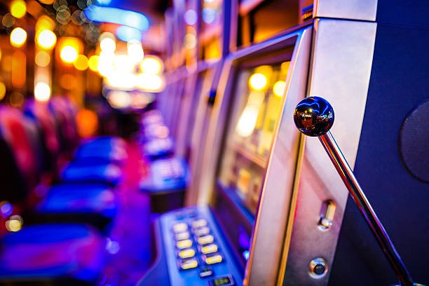 klikslot88 live-dealer table and mobile app interface