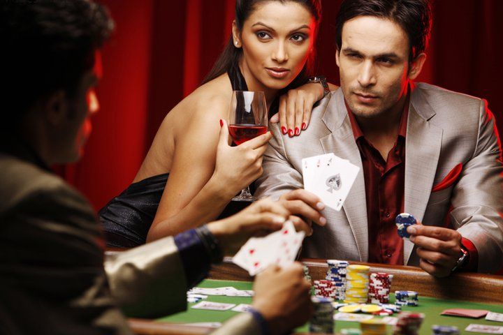 Three Card Poker hand rankings and payout table